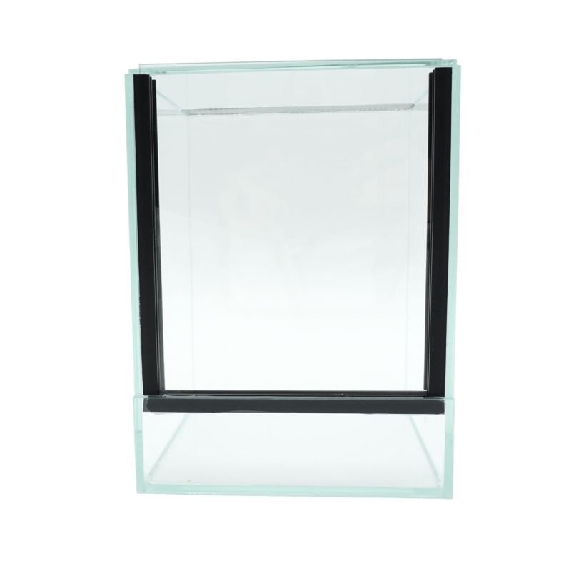 terrarium-dla-ptasznikow-modliszek-patyczakow-malych-straszykow