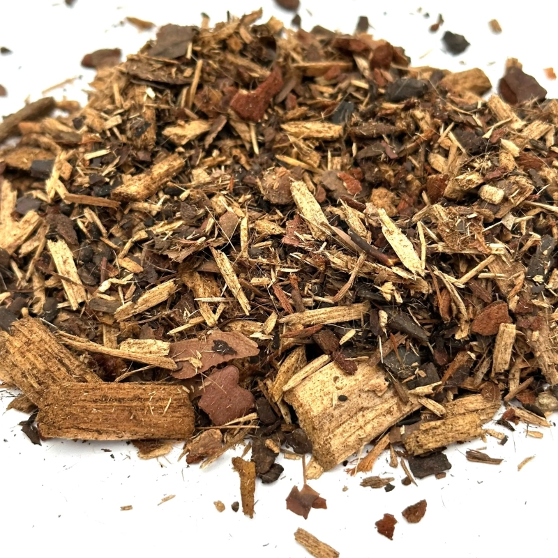 posypka-detailingowa-na-podloze-egzotyczna-naturalna-terrarium